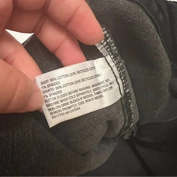 Wild Fable Women’s Black Wash Studded Denim Mini Skort Size L (NWT) - Picture 6 of 7